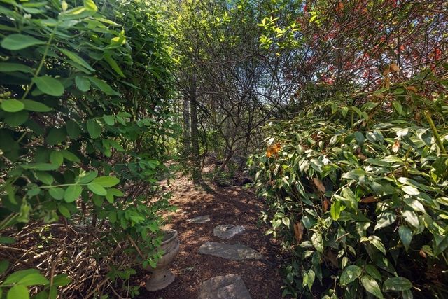 7 Blackhall Court, Marion, MA 02738