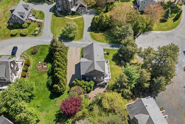 7 Blackhall Court, Marion, MA 02738