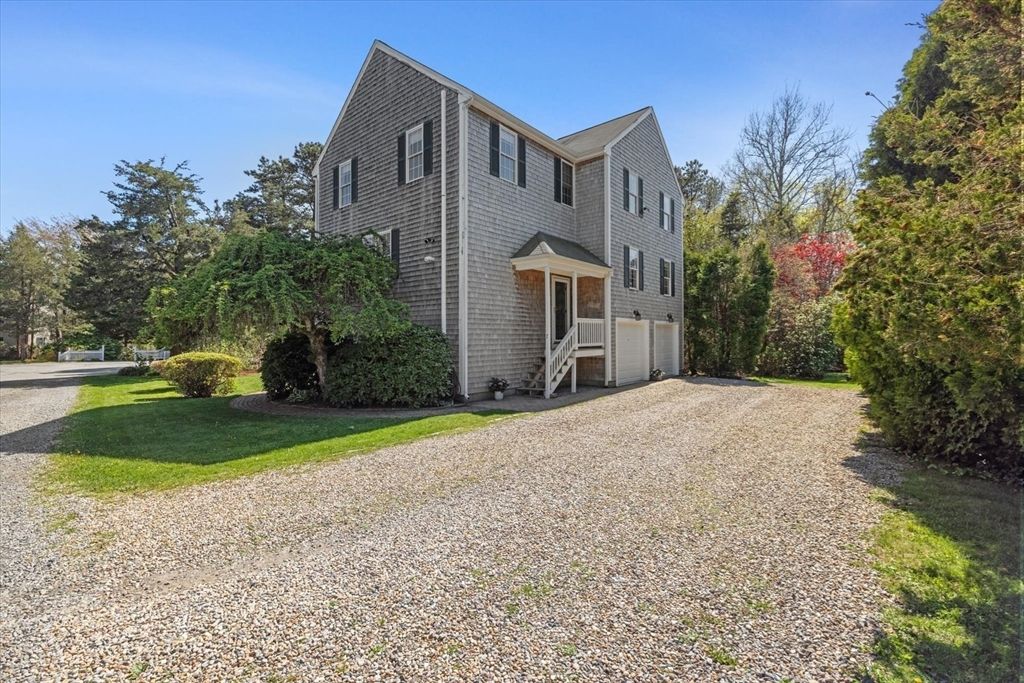 7 Blackhall Court, Marion, MA 02738