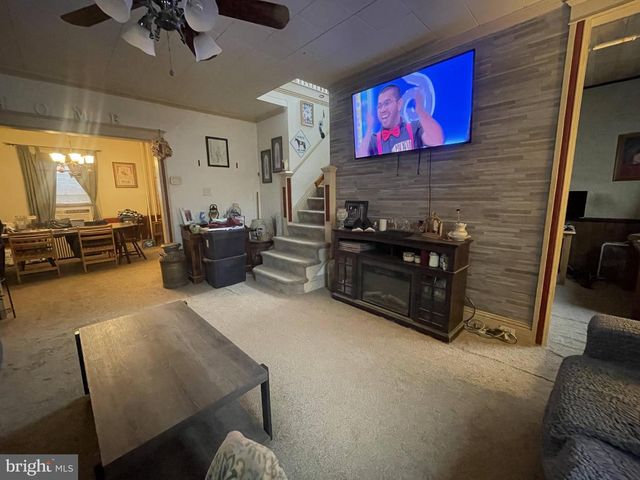 425 W JACKSON ST, York, PA 17401