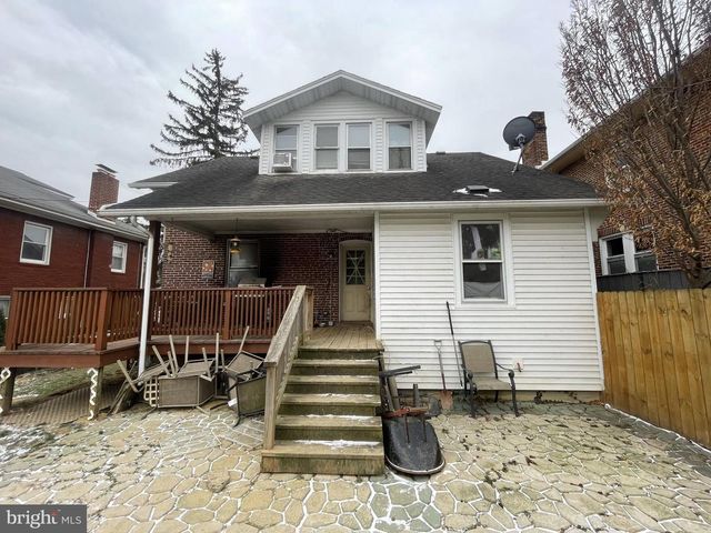 425 W JACKSON ST, York, PA 17401