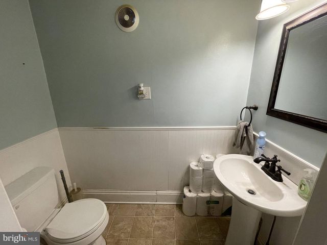 425 W JACKSON ST, York, PA 17401