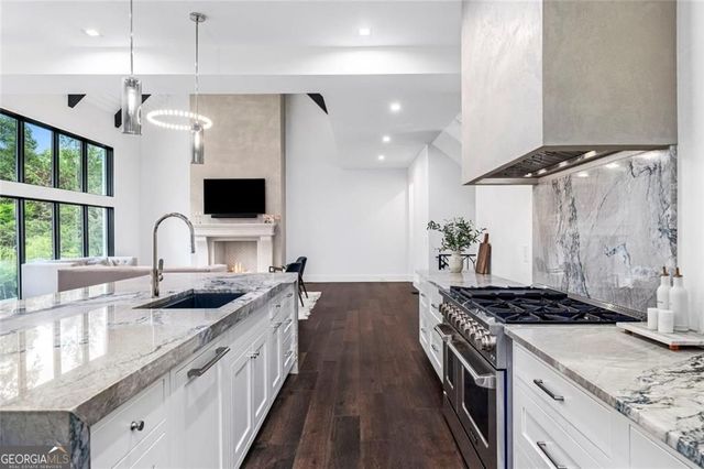2585 Old Sewell Road, Marietta, GA 30068