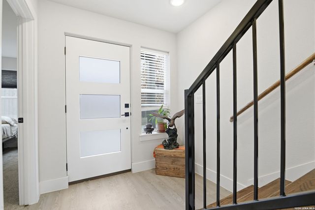 411 Ira Ave Unit 2102, San Antonio, TX 78209