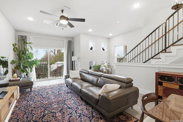 411 Ira Ave Unit 2102, San Antonio, TX 78209