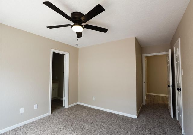 19023 Owen Oak Drive, Humble, TX 77346