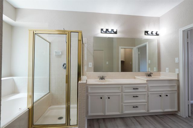 19023 Owen Oak Drive, Humble, TX 77346