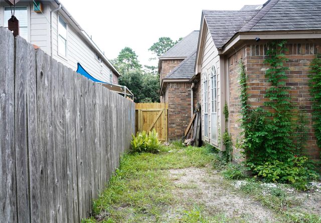 19023 Owen Oak Drive, Humble, TX 77346