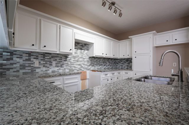 19023 Owen Oak Drive, Humble, TX 77346