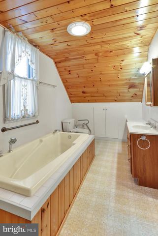 116 GOLD ST, Reading, PA 19607