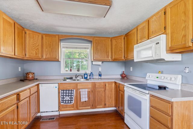 1531 Ellejoy Rd, Seymour, TN 37865