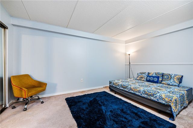 605 Calais Dr 101, Mccandless, PA 15237