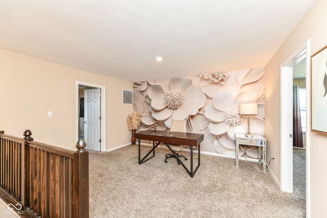 10917 Hunter Lake Lane, Indianapolis, IN 46239