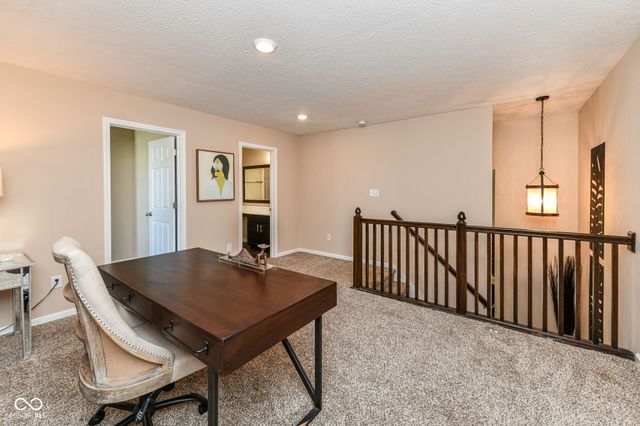 10917 Hunter Lake Lane, Indianapolis, IN 46239