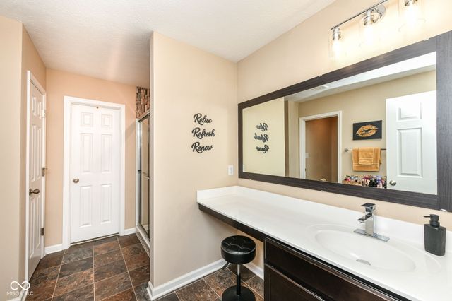 10917 Hunter Lake Lane, Indianapolis, IN 46239