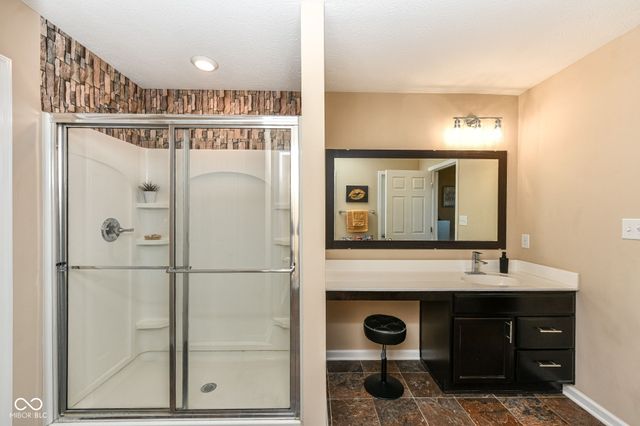 10917 Hunter Lake Lane, Indianapolis, IN 46239