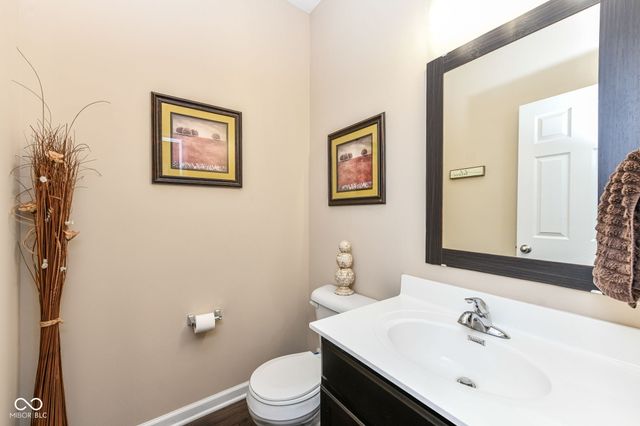 10917 Hunter Lake Lane, Indianapolis, IN 46239