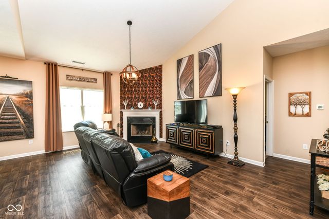 10917 Hunter Lake Lane, Indianapolis, IN 46239