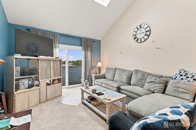 606 Jesse Way, Piscataway, NJ 08854