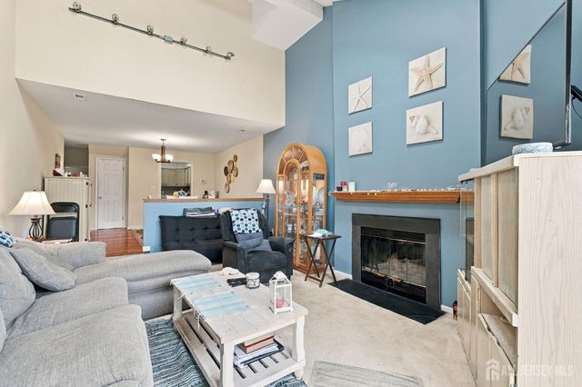 606 Jesse Way, Piscataway, NJ 08854