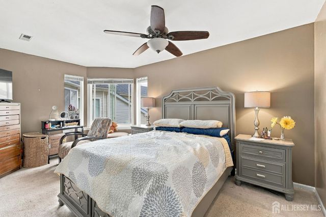 606 Jesse Way, Piscataway, NJ 08854