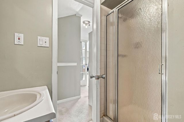 606 Jesse Way, Piscataway, NJ 08854