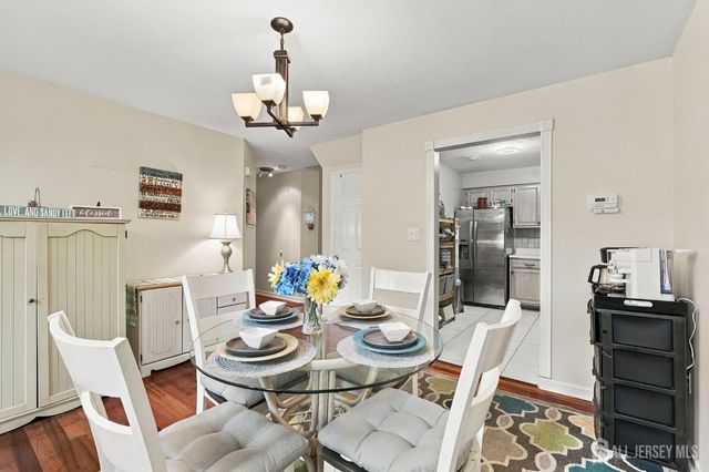 606 Jesse Way, Piscataway, NJ 08854