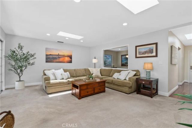 4589 Hazelnut Avenue, Seal Beach, CA 90740