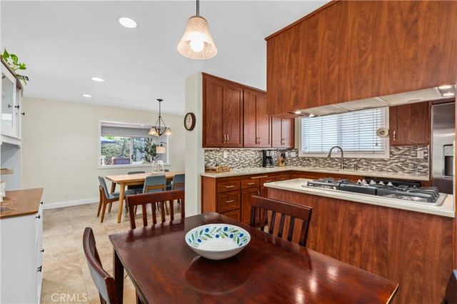 4589 Hazelnut Avenue, Seal Beach, CA 90740