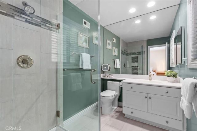 4589 Hazelnut Avenue, Seal Beach, CA 90740