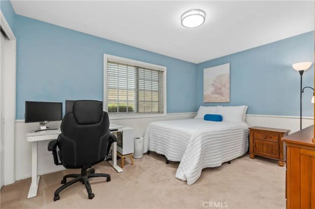4589 Hazelnut Avenue, Seal Beach, CA 90740