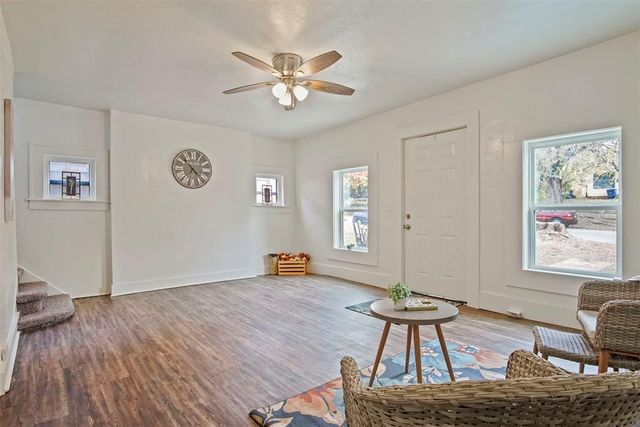 611 N Broad Street, Guthrie, OK 73044