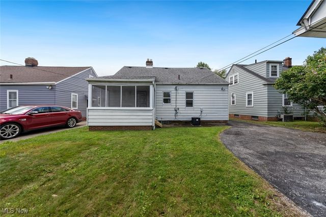 20511 Balfour Road, Warrensville Heights, OH 44122