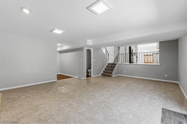 6815 Hickory Hill Drive, Mayfield Village, OH 44143