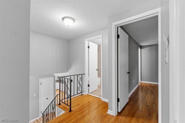 6815 Hickory Hill Drive, Mayfield Village, OH 44143