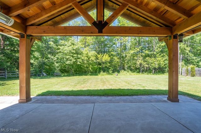 6815 Hickory Hill Drive, Mayfield Village, OH 44143
