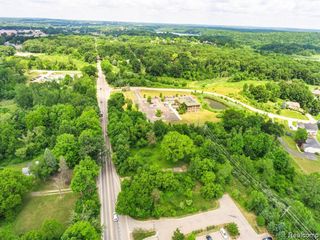 1646 N Milford Road, Milford, MI 48381