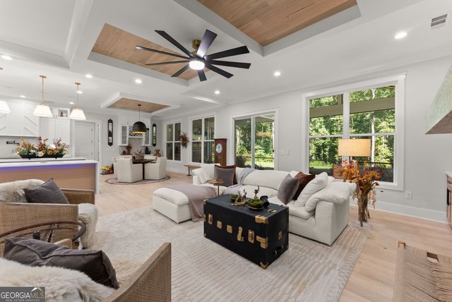1144 Lexington Ridge Road, Hoschton, GA 30548