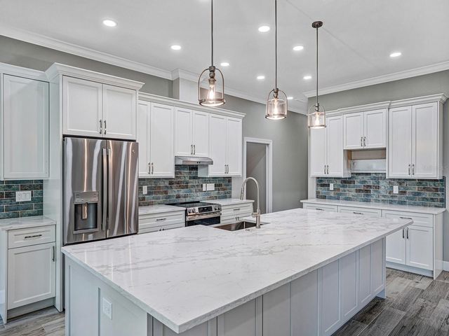 108 IRWIN STREET E, Safety Harbor, FL 34695