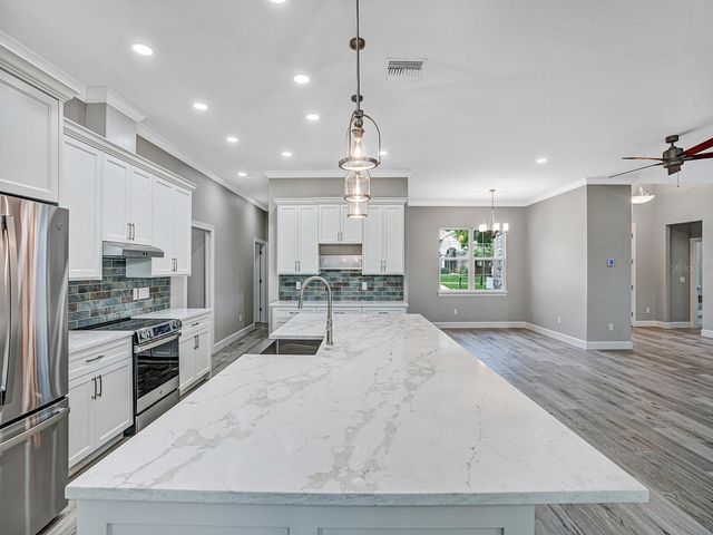 108 IRWIN STREET E, Safety Harbor, FL 34695