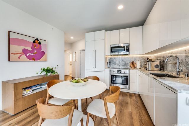 987 Queen Street 502, Honolulu, HI 96814