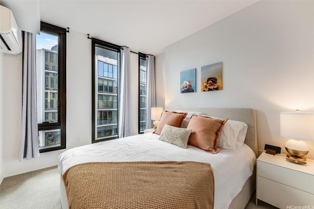 987 Queen Street 502, Honolulu, HI 96814