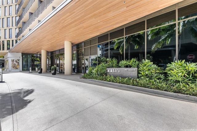 987 Queen Street 502, Honolulu, HI 96814