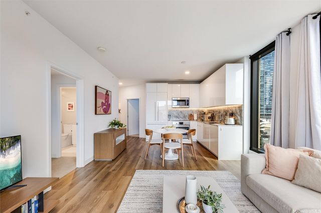 987 Queen Street 502, Honolulu, HI 96814