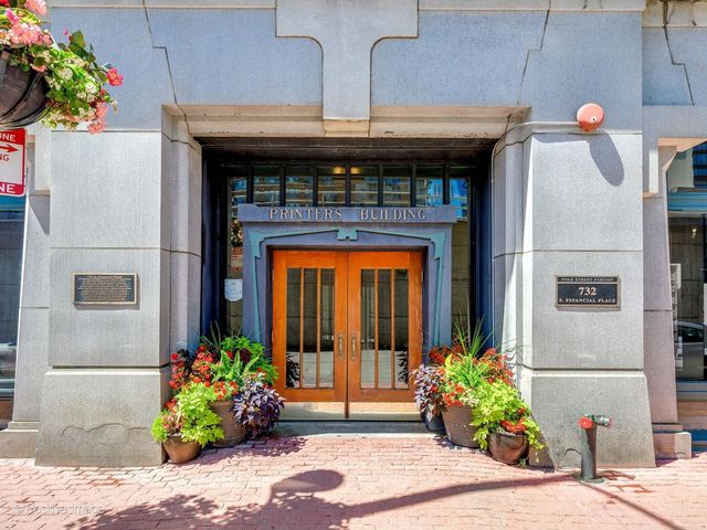 732 S Financial Place 411, Chicago, IL 60605