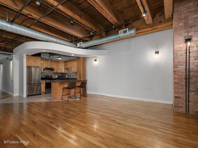 732 S Financial Place 411, Chicago, IL 60605
