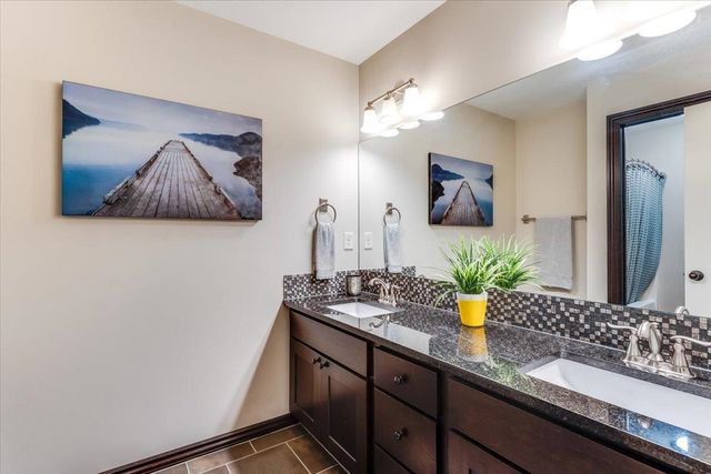1656 S Logan Pass, Andover, KS 67002
