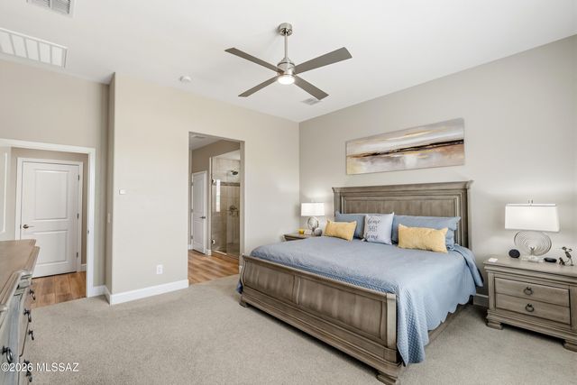 1445 E Golden Rock Way, Green Valley, AZ 85614
