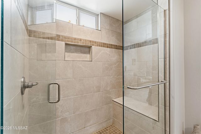1445 E Golden Rock Way, Green Valley, AZ 85614