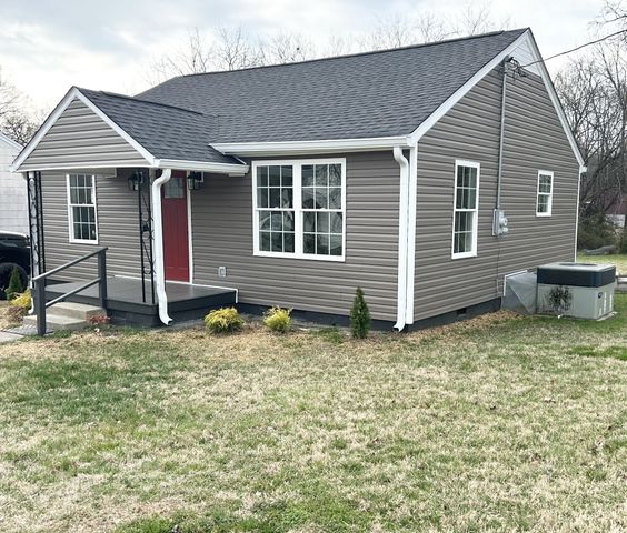 108 Elizabeth St, Shelbyville, TN 37160